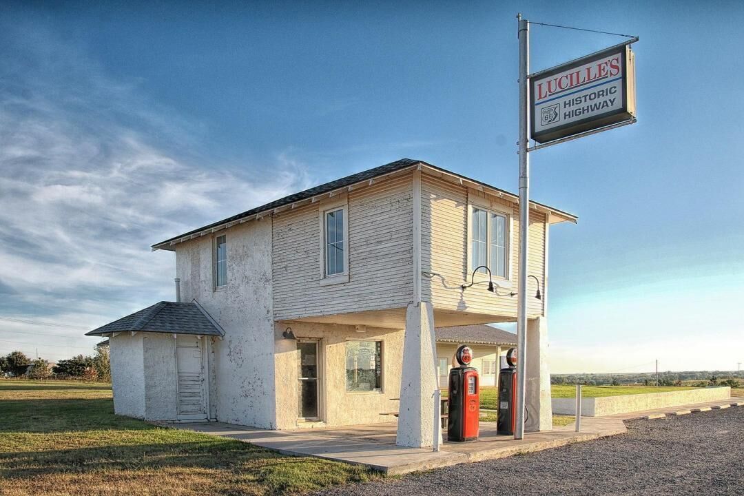 Lucille's Service Station and Roadhouse (Hydro, Oklahoma)